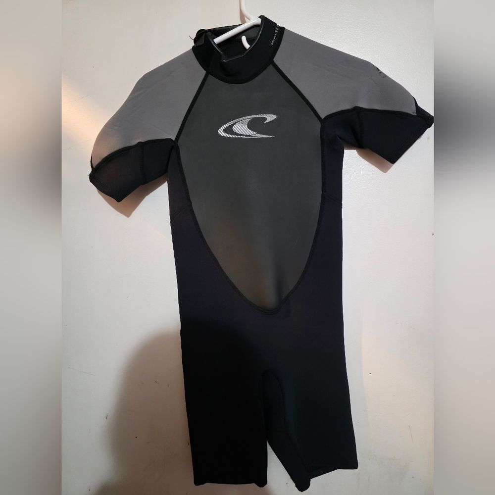 O'Neill Kids Swim Rashguard in Black and Gray
